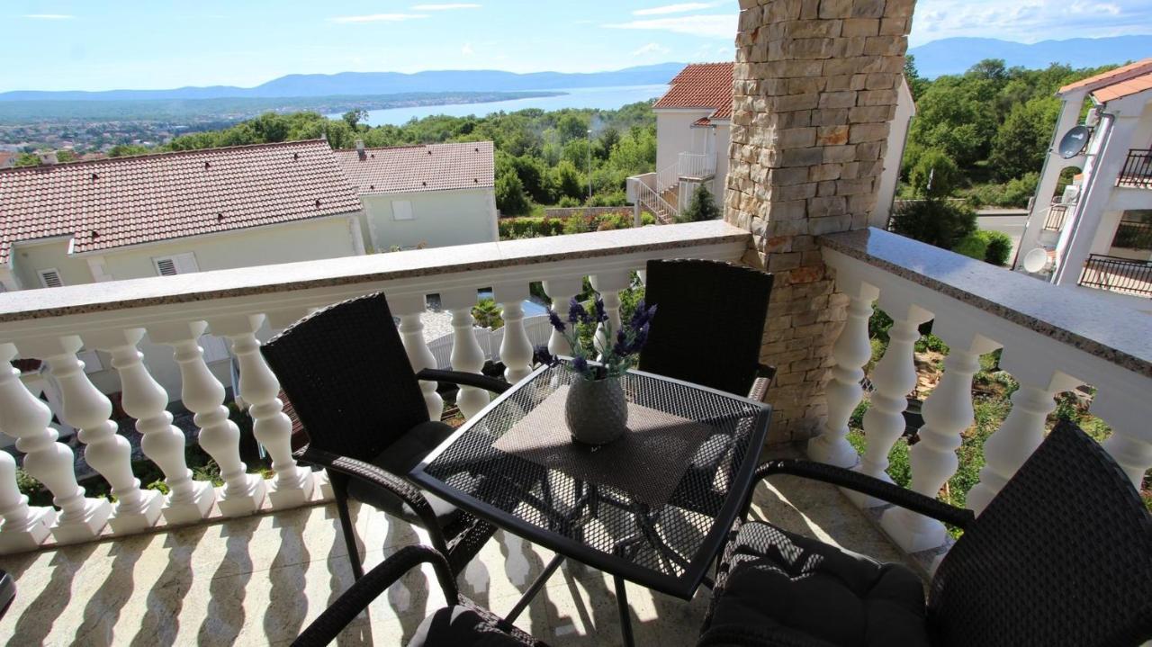 Apartments Jela Sveti Vid-Miholjice Екстериор снимка