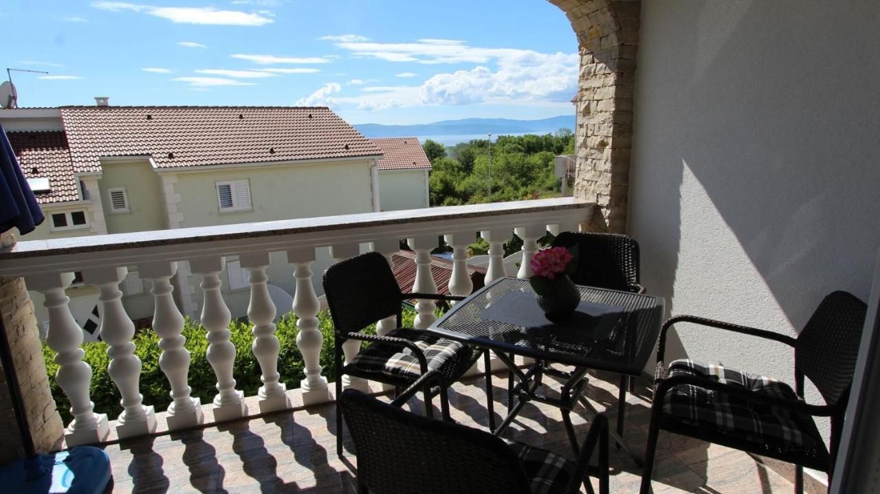 Apartments Jela Sveti Vid-Miholjice Екстериор снимка
